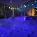Modern And Luxury Vacation House, Private Jacuzzi