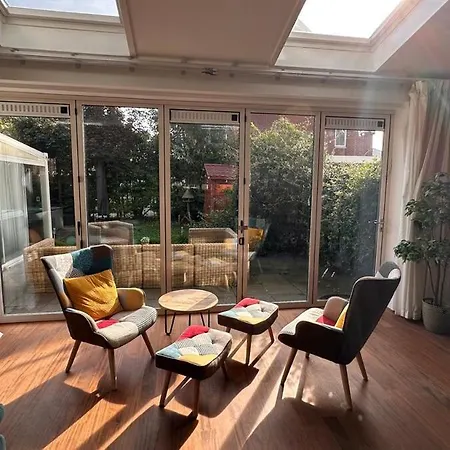 Modern And Luxury Vacation House, Private Jacuzzi * Zoetermeer
