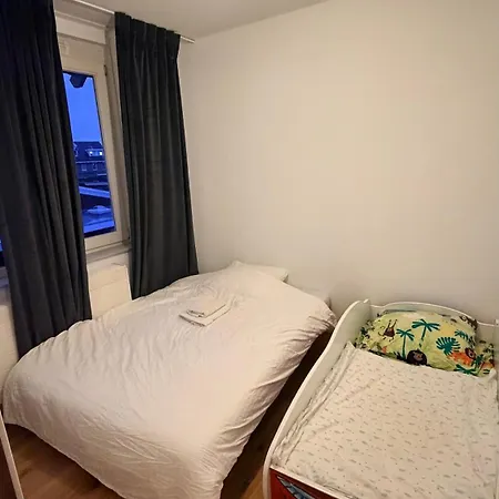 Modern And Luxury Vacation House, Private Jacuzzi Villa Zoetermeer