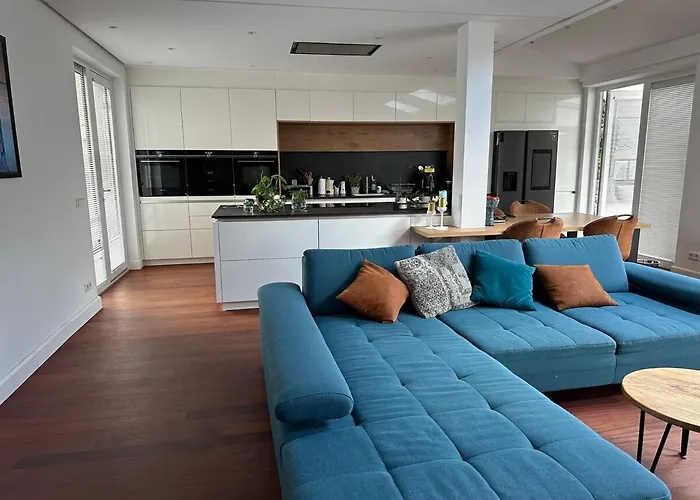 Villa Modern And Luxury Vacation House, Private Jacuzzi Zoetermeer