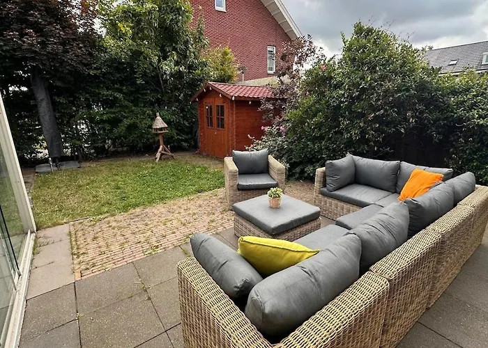 Modern And Luxury Vacation House, Private Jacuzzi Zoetermeer