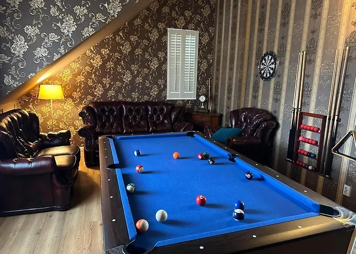 Modern And Luxury Vacation House, Private Jacuzzi Villa