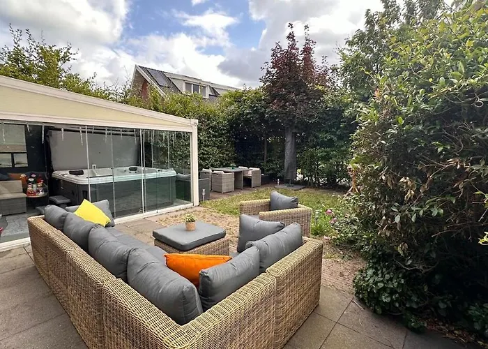 Modern And Luxury Vacation House, Private Jacuzzi Zoetermeer