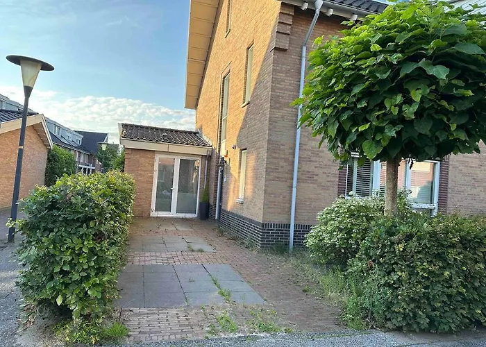 Modern And Luxury Vacation House, Private Jacuzzi * Zoetermeer